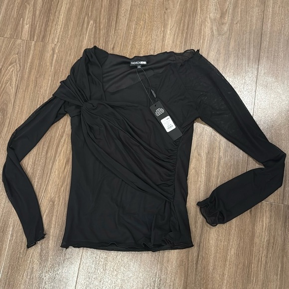 Fashion Nova Plot Twist One Shoulder Top - Picture 2 of 4